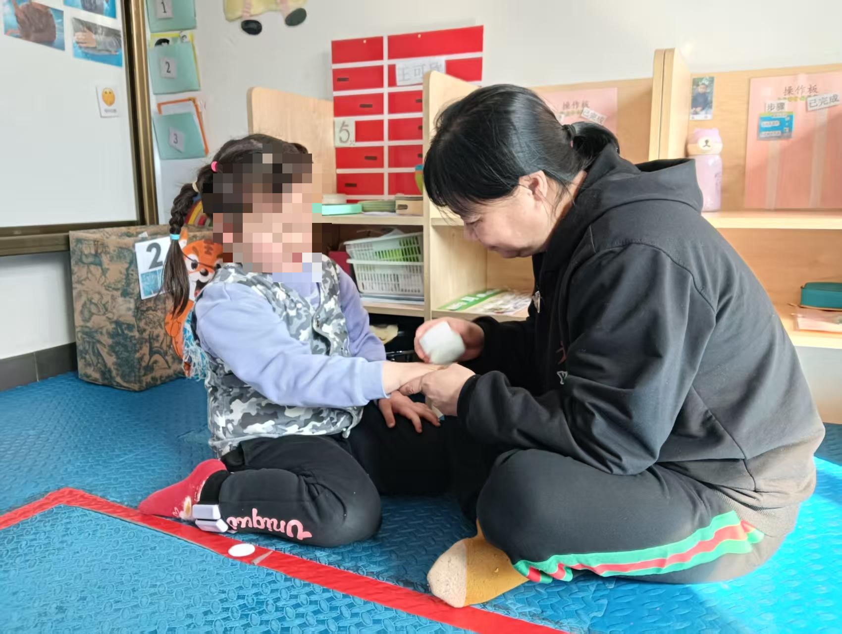 幼儿成长故事----特别的“照顾”